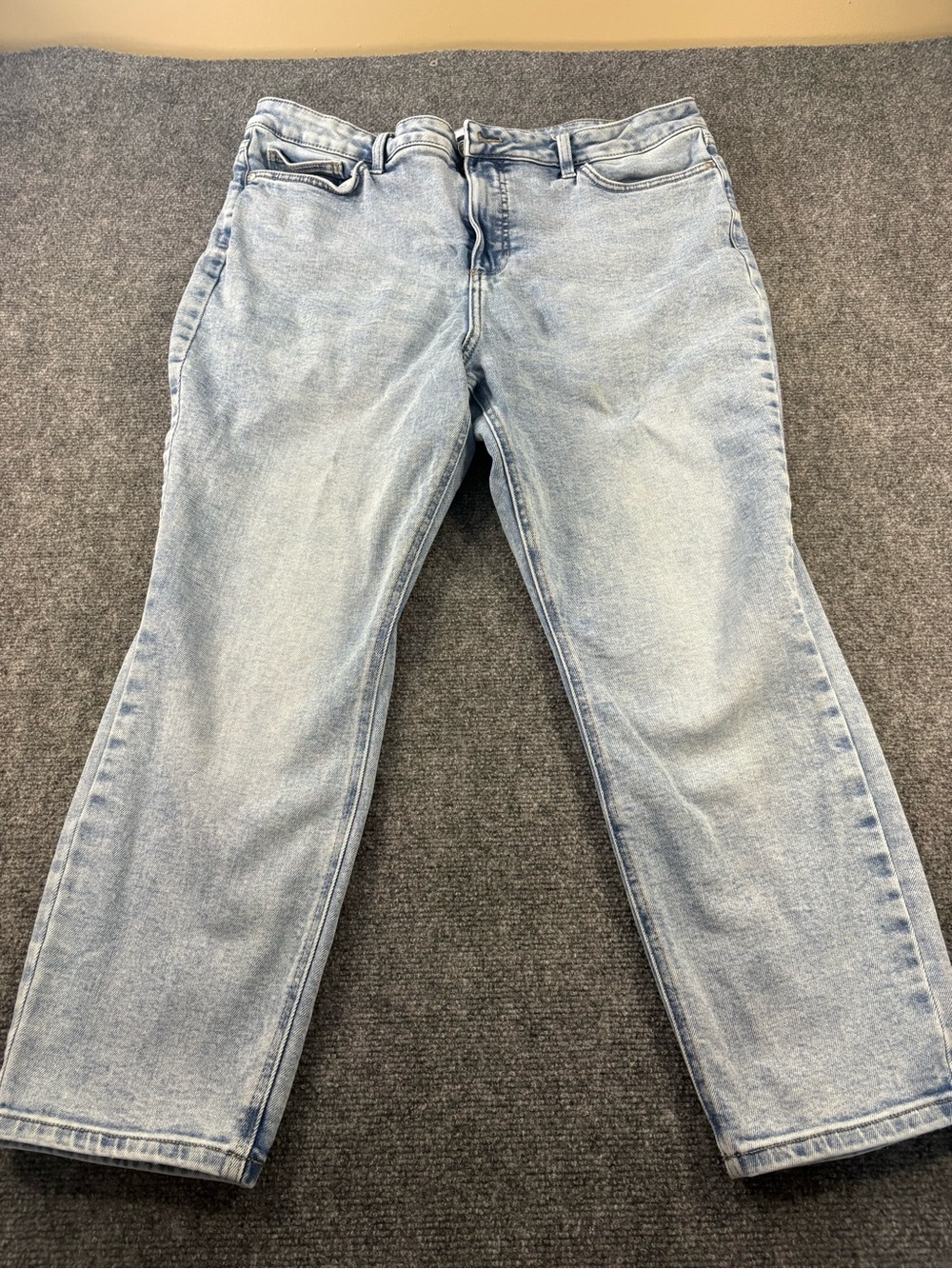 Lauren Conrad skinny ankle Light Wash Women's Jeans - size 18